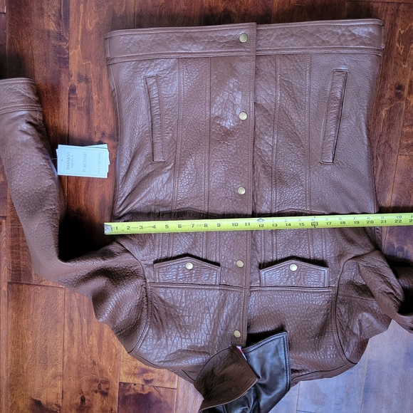 Leather Bomber Jacket - Picture 11 of 12